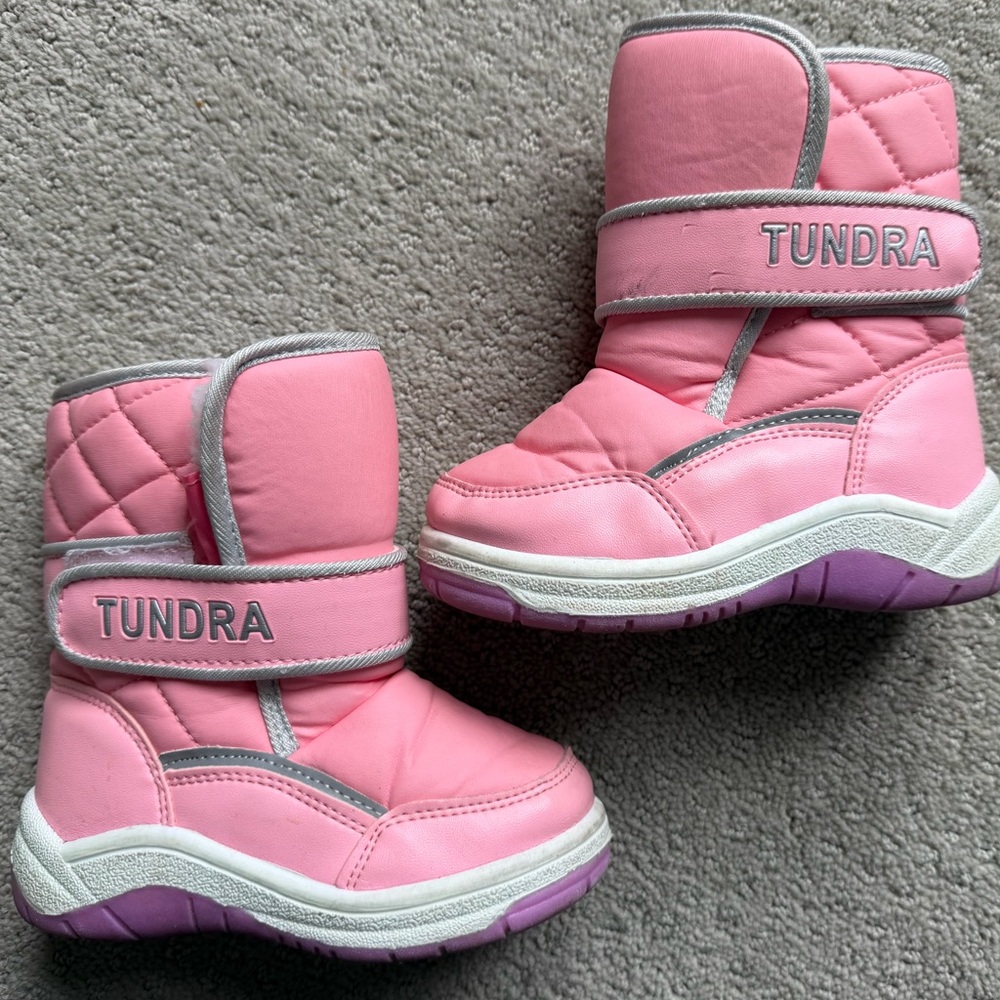 Tundra Kids Pink and Gray Snow Boots